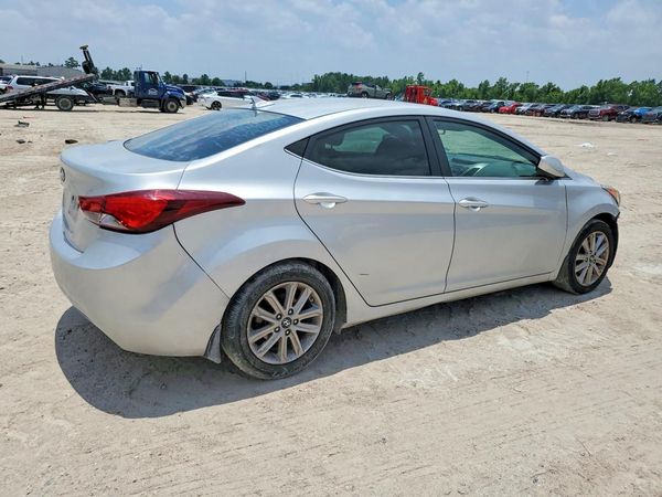 2015 HYUNDAI ELANTRA