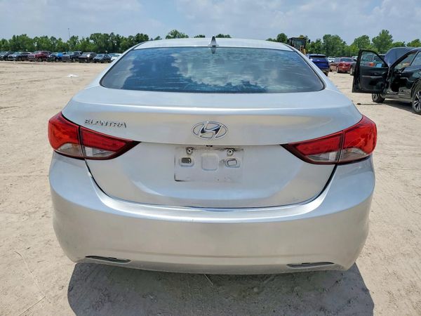 2015 HYUNDAI ELANTRA