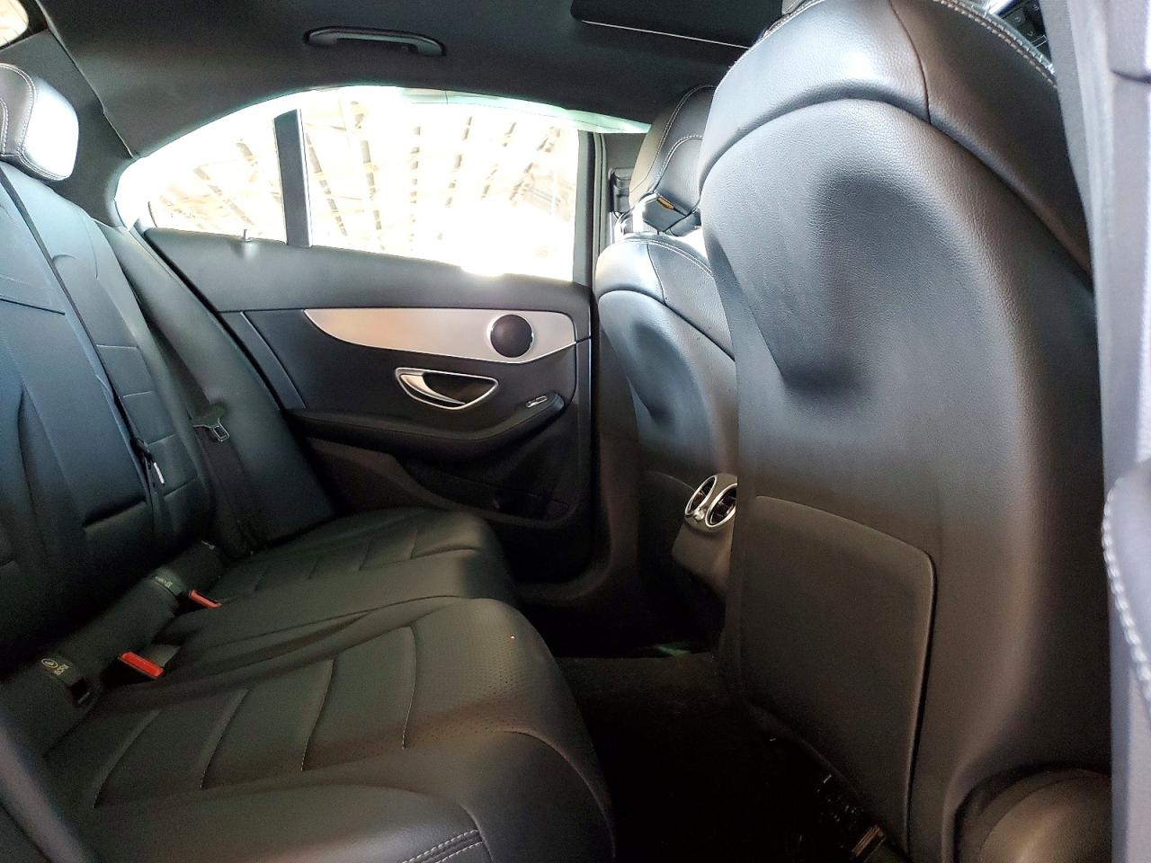 2018 MERCEDES-BENZ C C300