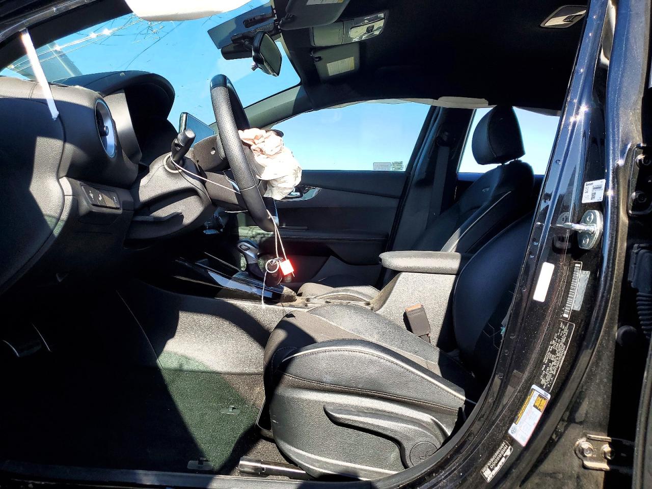 2024 KIA FORTE GT Line