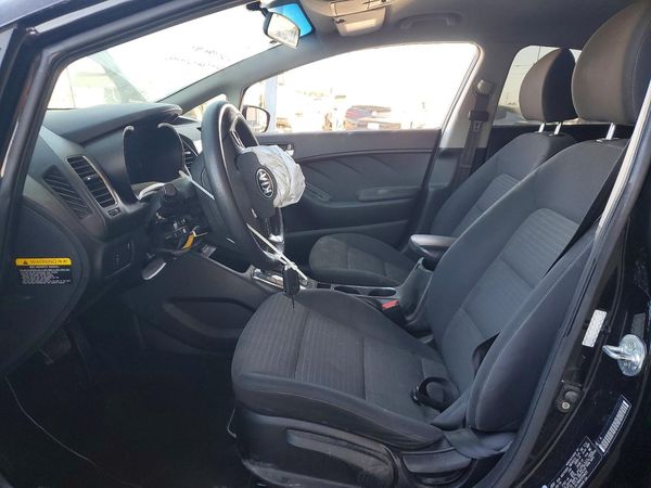 2017 KIA FORTE LX Popular, S