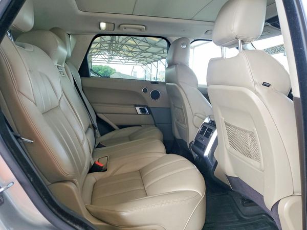 2017 LAND ROVER RANGE ROVER SPORT