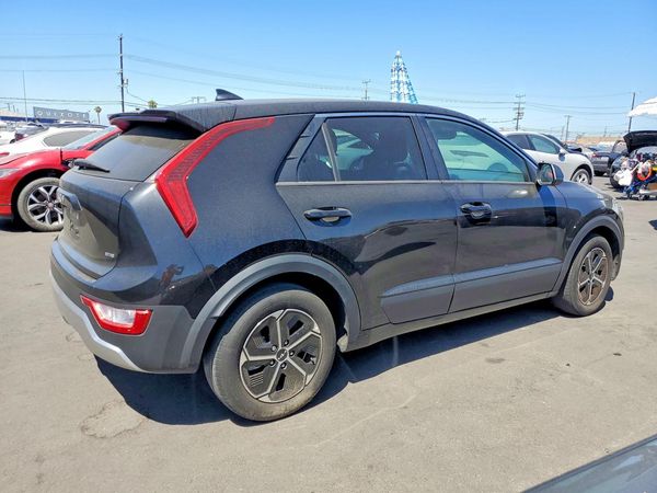 2024 KIA NIRO LX