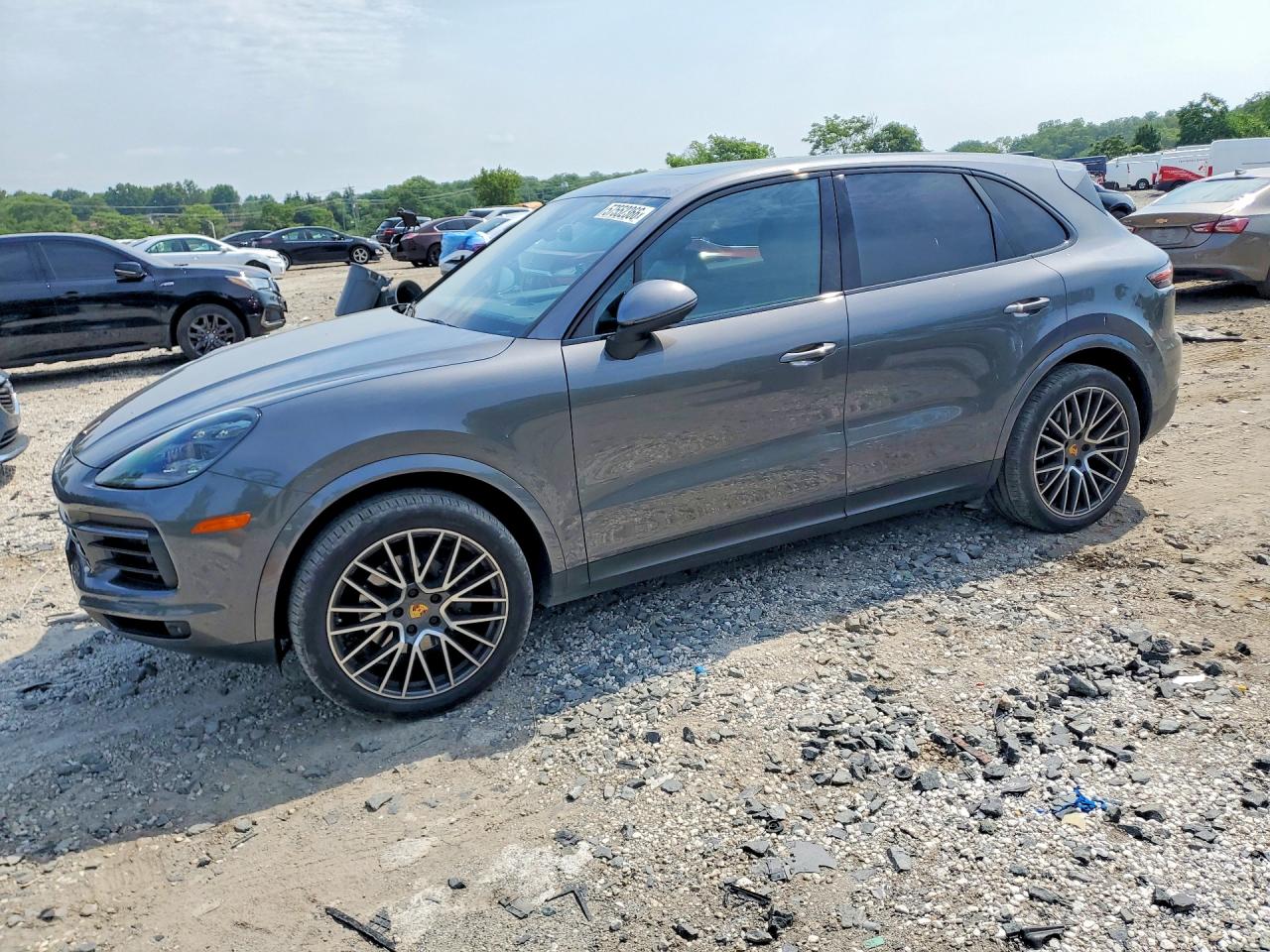 2020 PORSCHE CAYENNE
