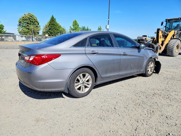2013 HYUNDAI SONATA GLS/ GLS Popular — PSRA