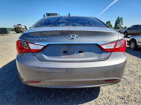 2013 HYUNDAI SONATA GLS/ GLS Popular — DIRR