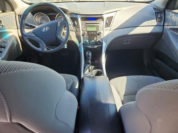 2013 HYUNDAI SONATA GLS/ GLS Popular — CKPT