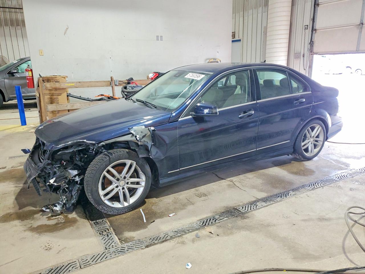 2013 MERCEDES-BENZ C