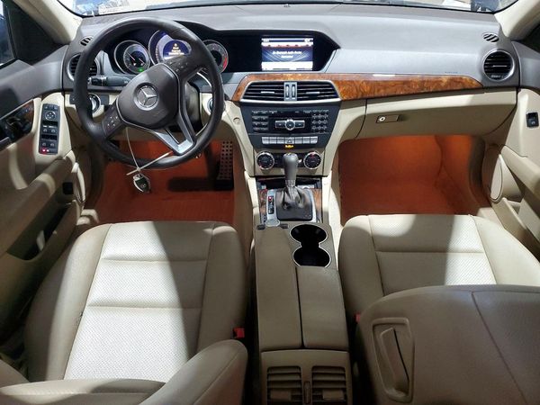 2013 MERCEDES-BENZ C