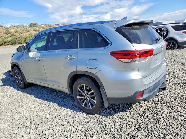 2018 TOYOTA HIGHLANDER SE/XLE