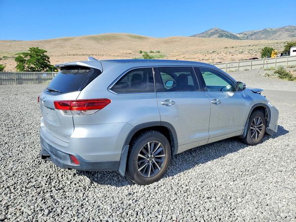 2018 TOYOTA HIGHLANDER SE/XLE