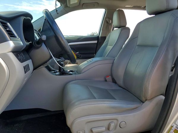 2018 TOYOTA HIGHLANDER SE/XLE