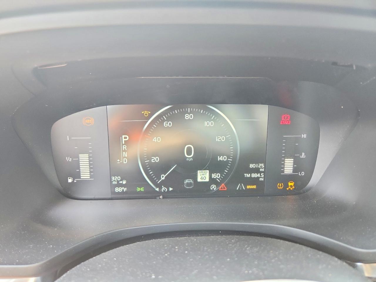 2019 VOLVO S60 Momentum