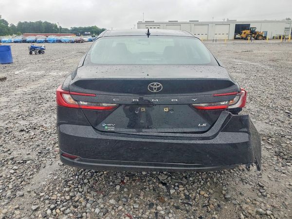 2025 TOYOTA CAMRY