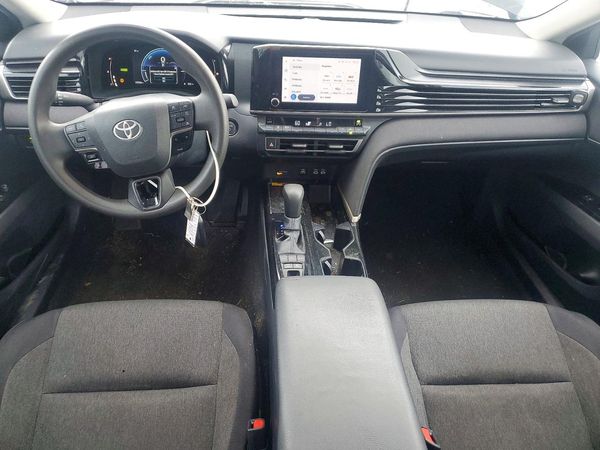 2025 TOYOTA CAMRY