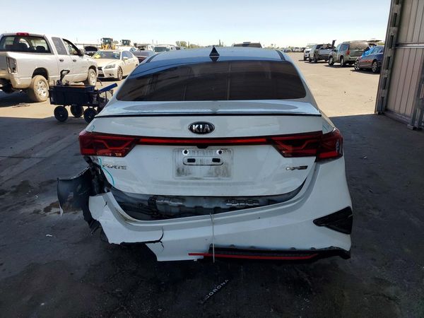 2021 KIA FORTE GT Line