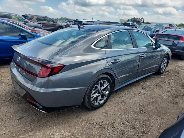 2022 HYUNDAI SONATA