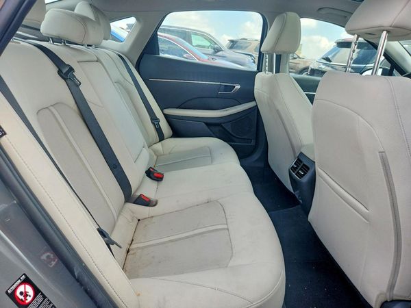 2022 HYUNDAI SONATA