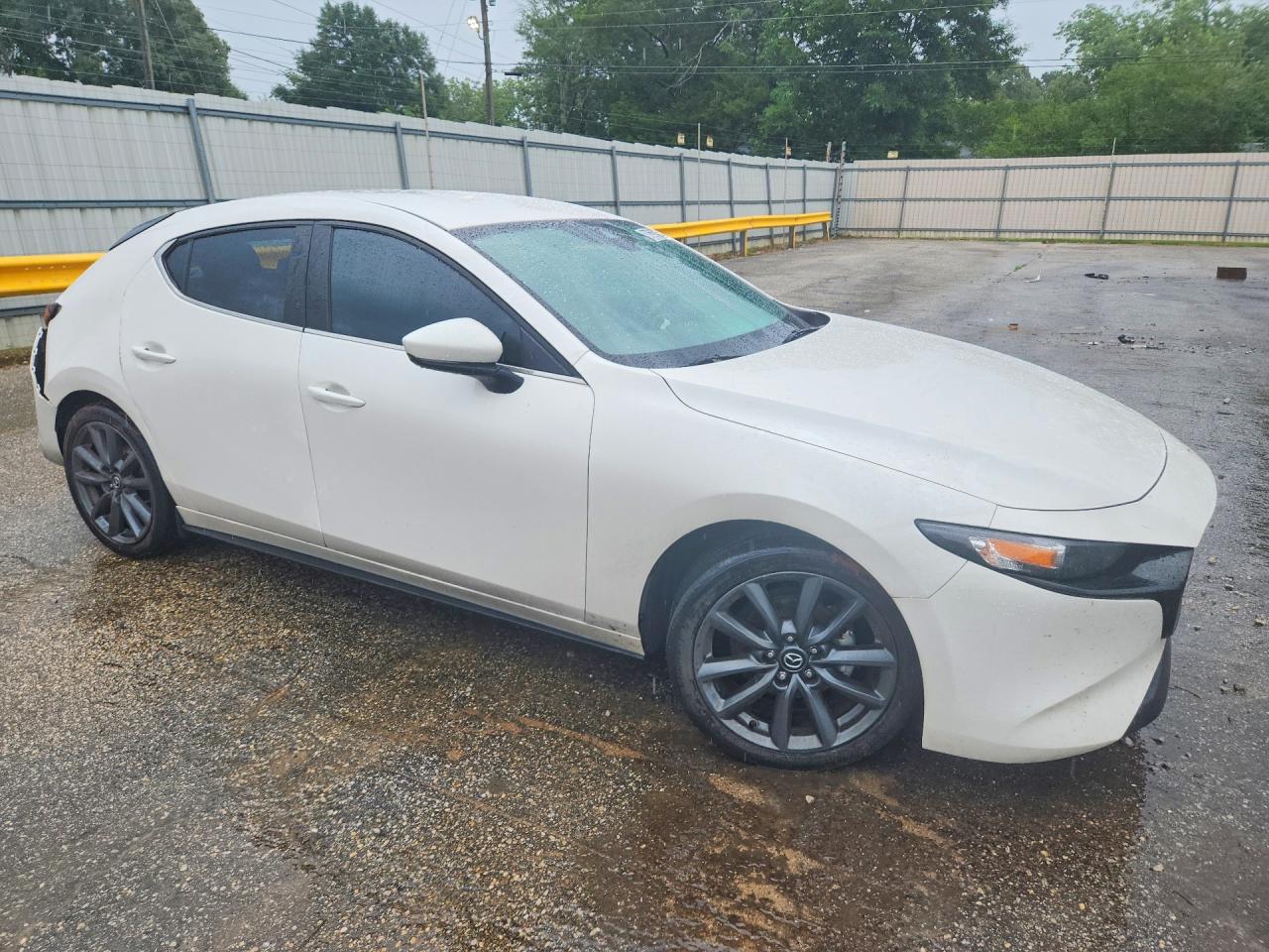 2022 MAZDA 3 Select Package
