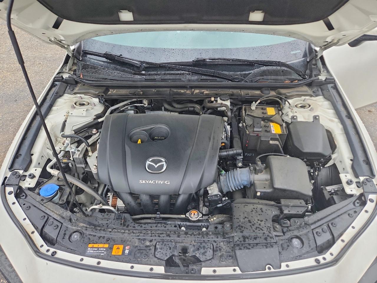 2022 MAZDA 3 Select Package