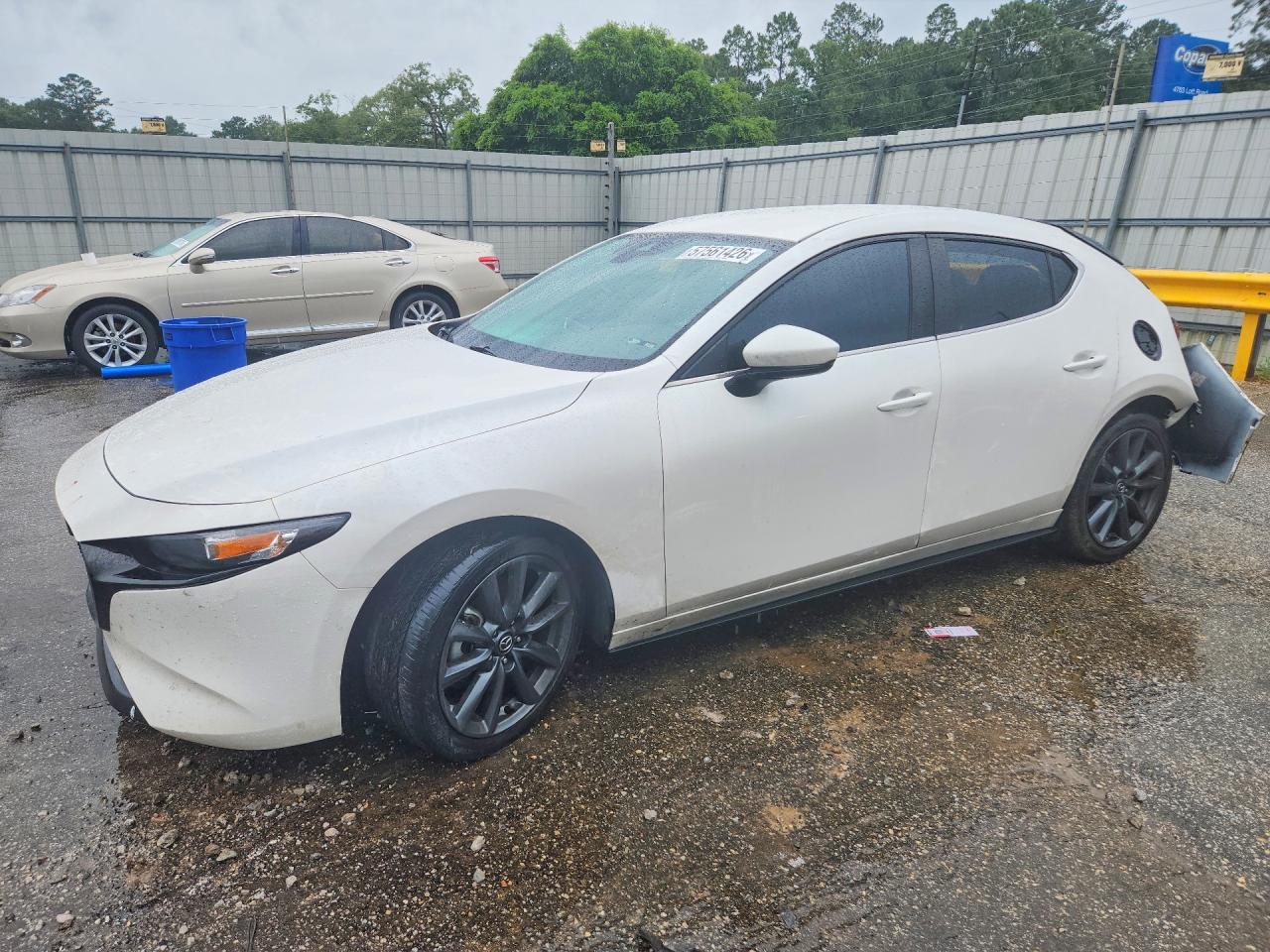 2022 MAZDA 3 Select Package