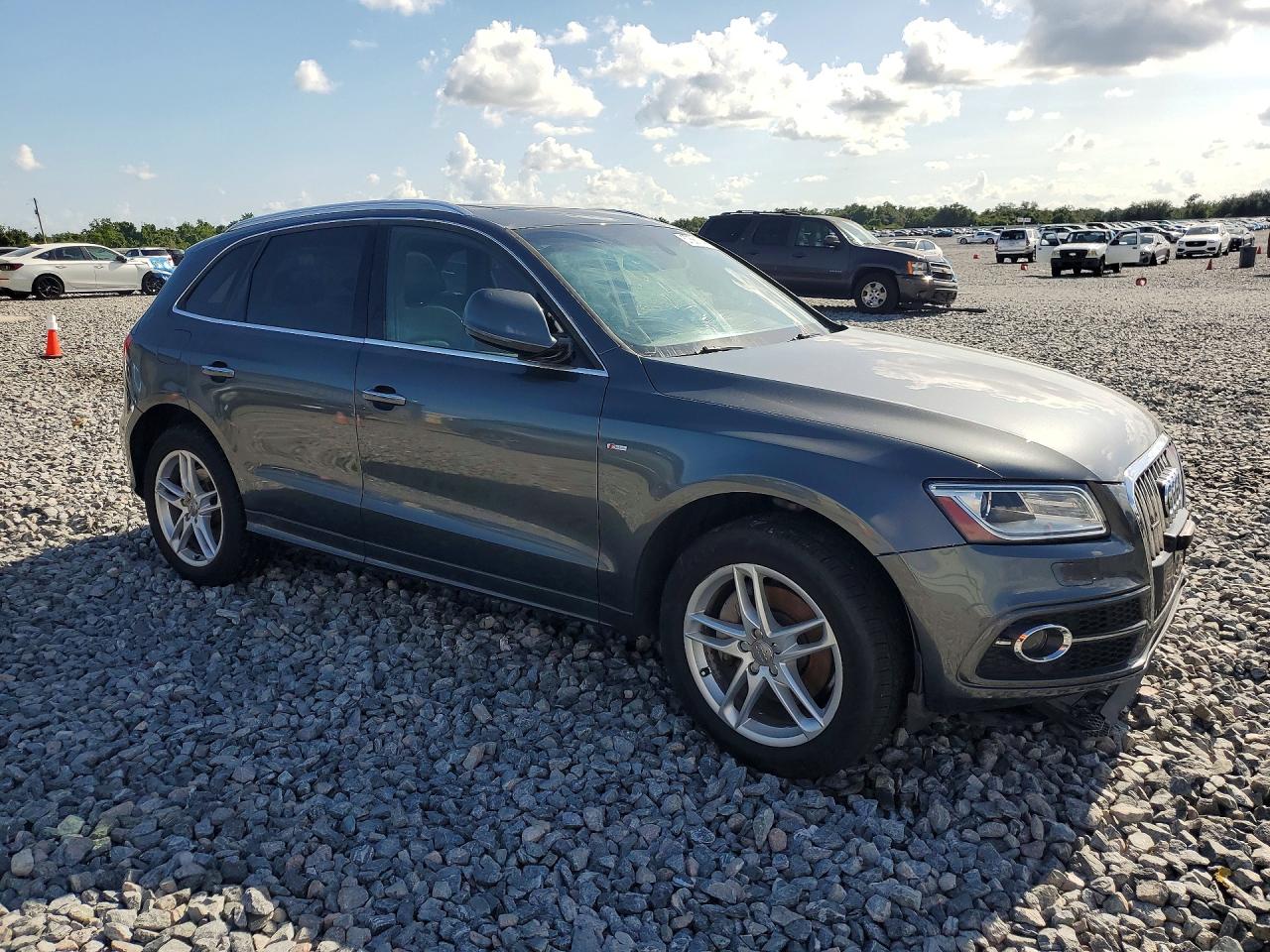 2015 AUDI Q5