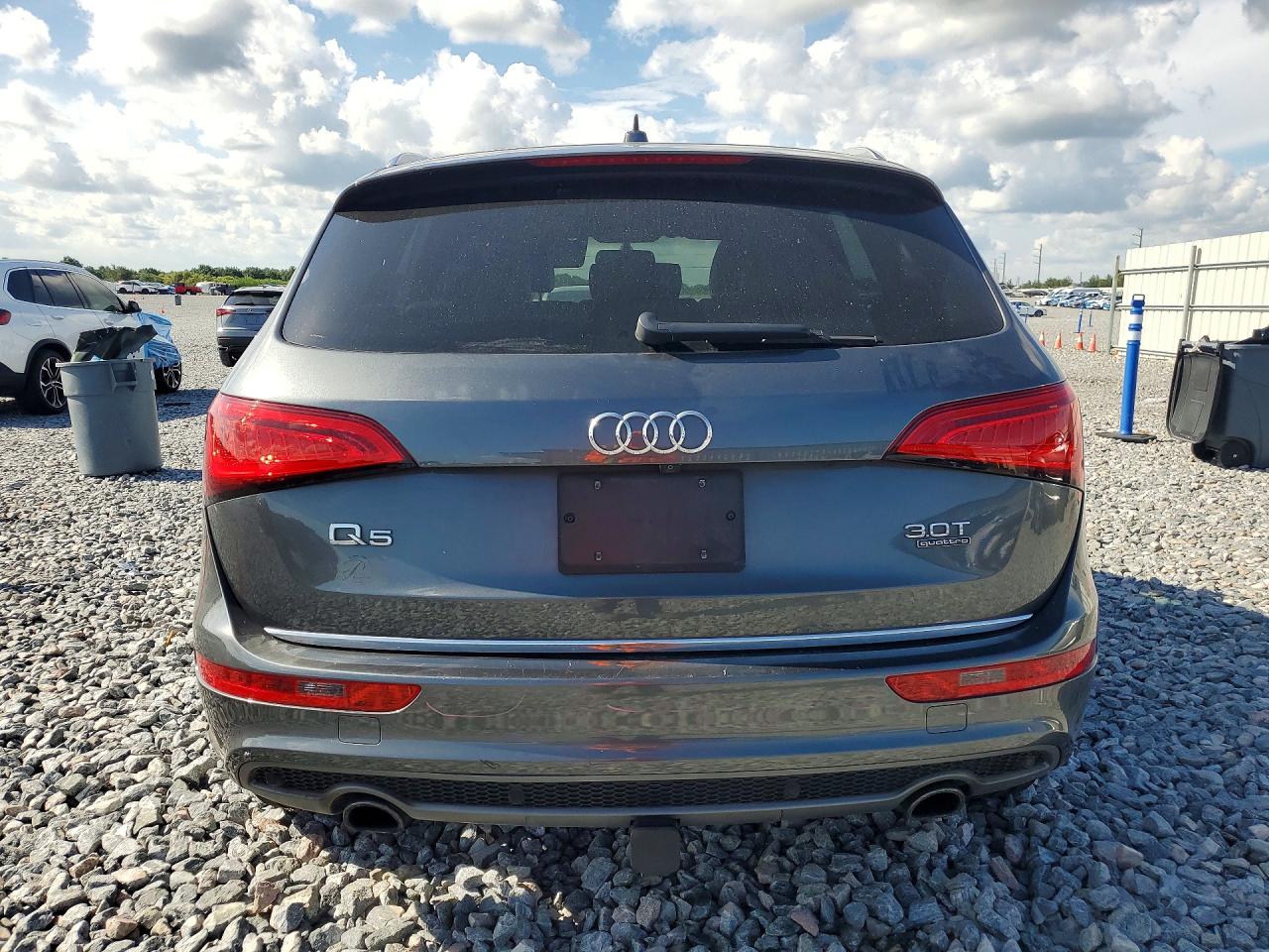 2015 AUDI Q5