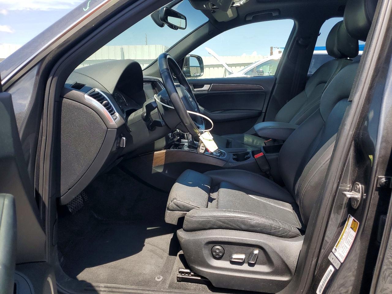 2015 AUDI Q5