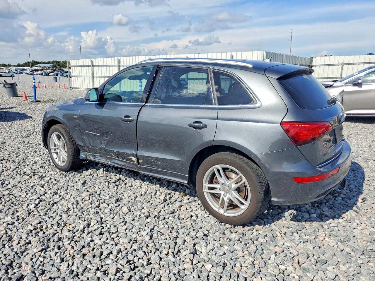 2015 AUDI Q5