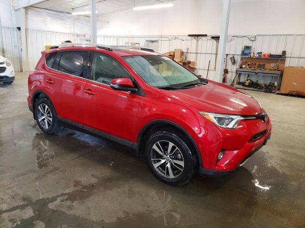 2017 TOYOTA RAV4 XLE