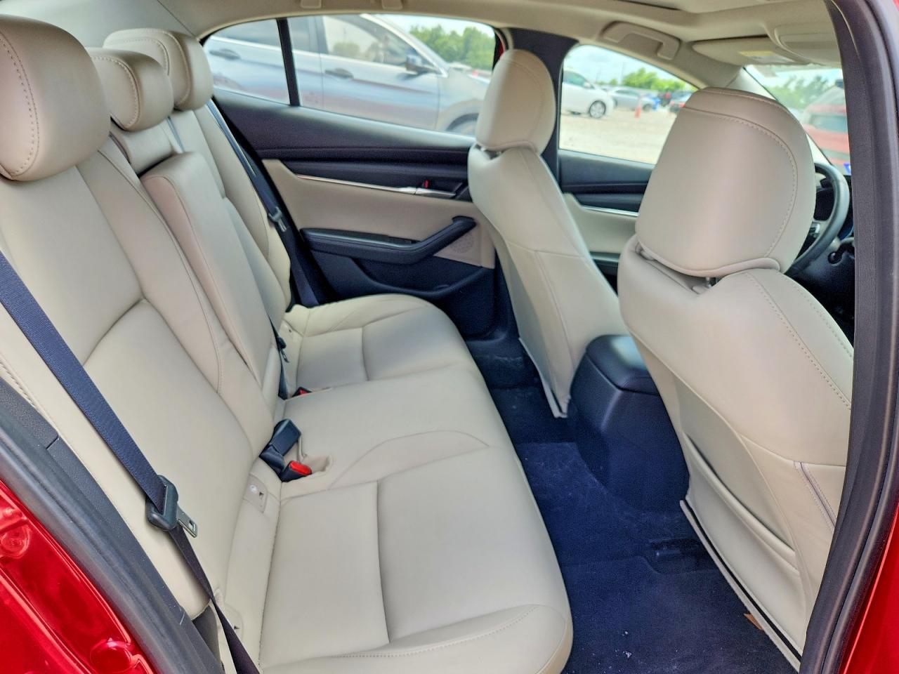 2025 MAZDA 3 Preferred Package