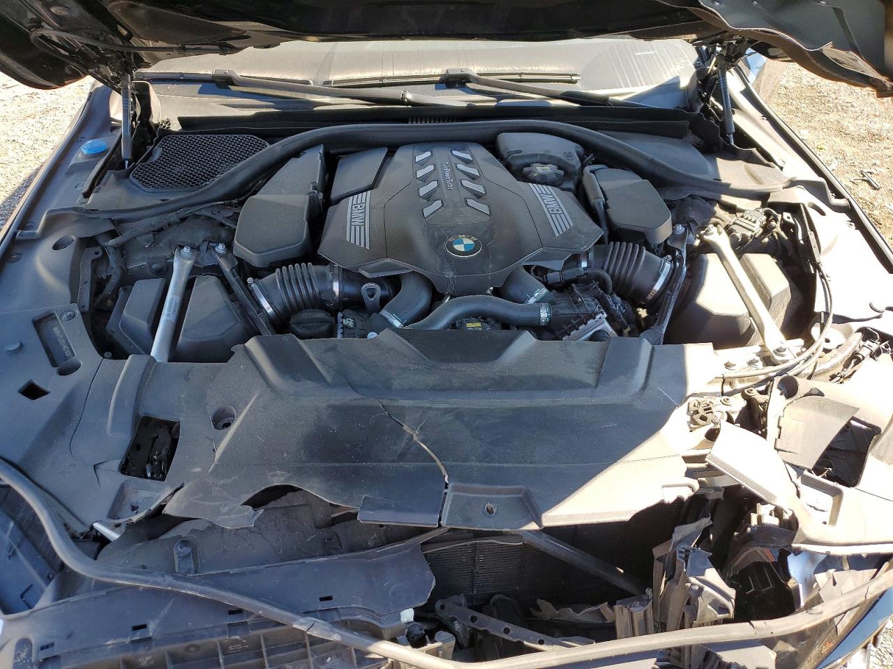 2021 BMW 750 xDrive