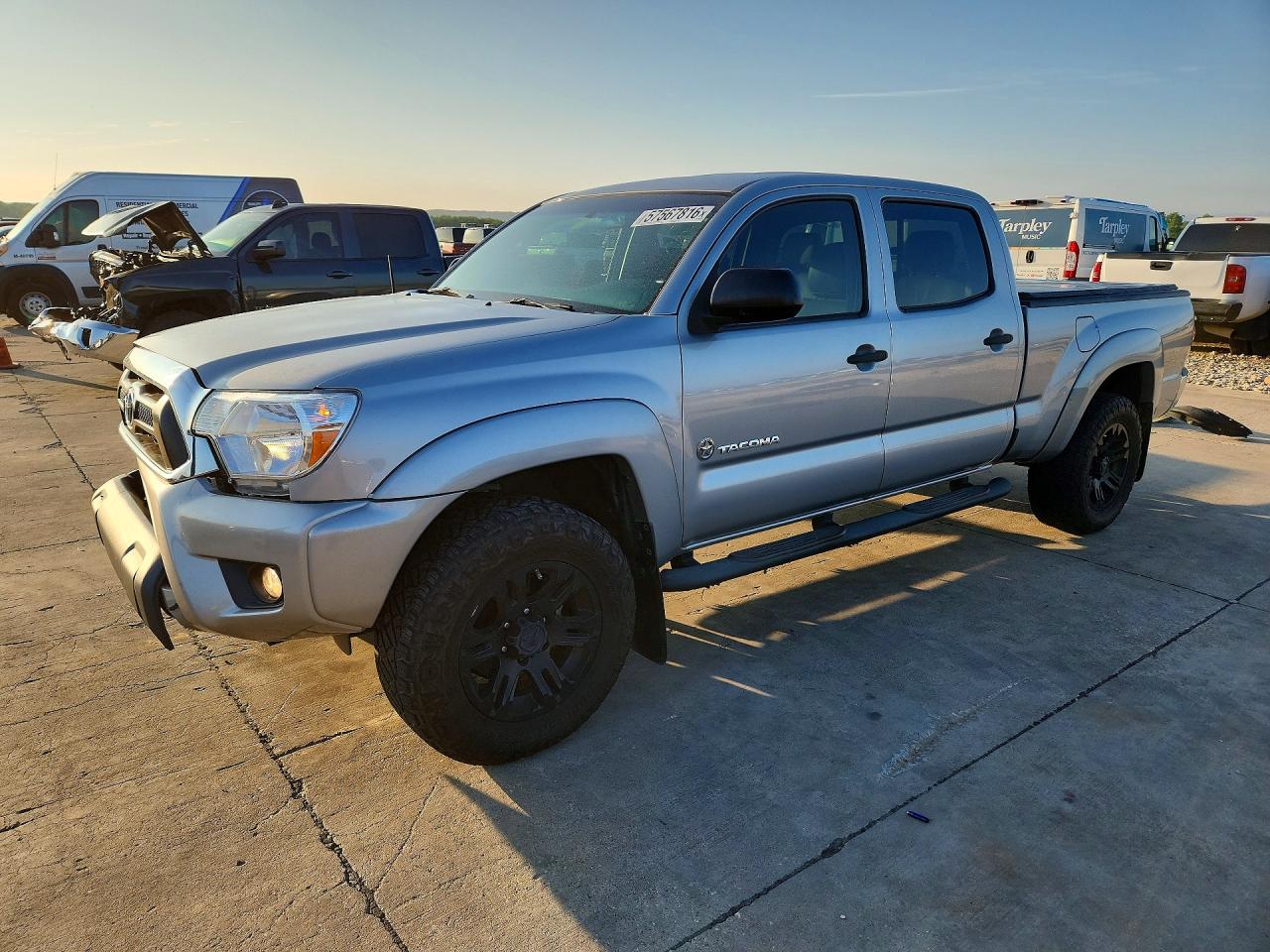 2015 TOYOTA TACOMA Delux Grade