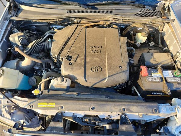 2015 TOYOTA TACOMA Delux Grade