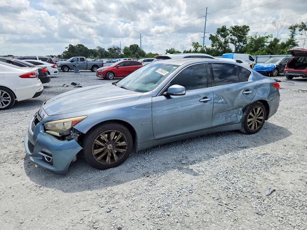 2017 INFINITI Q50