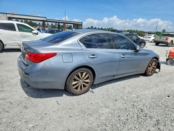2017 INFINITI Q50