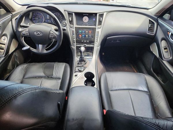 2017 INFINITI Q50