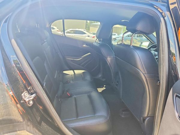 2018 MERCEDES-BENZ GLA GLA250