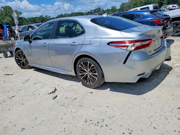 2020 TOYOTA CAMRY