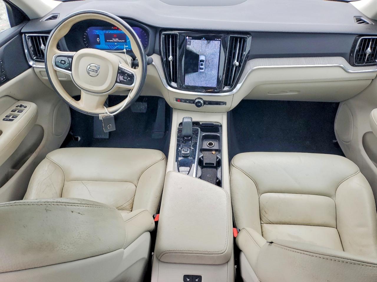 2023 VOLVO S60 Plus Dark with Climate