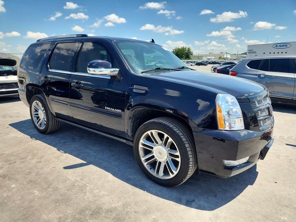 2014 CADILLAC ESCALADE