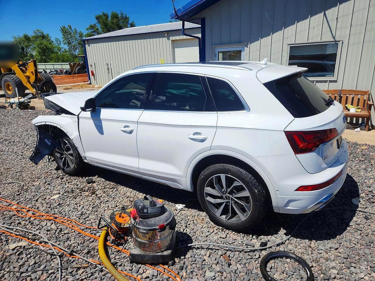2024 AUDI Q5 S Line quattro Prestige