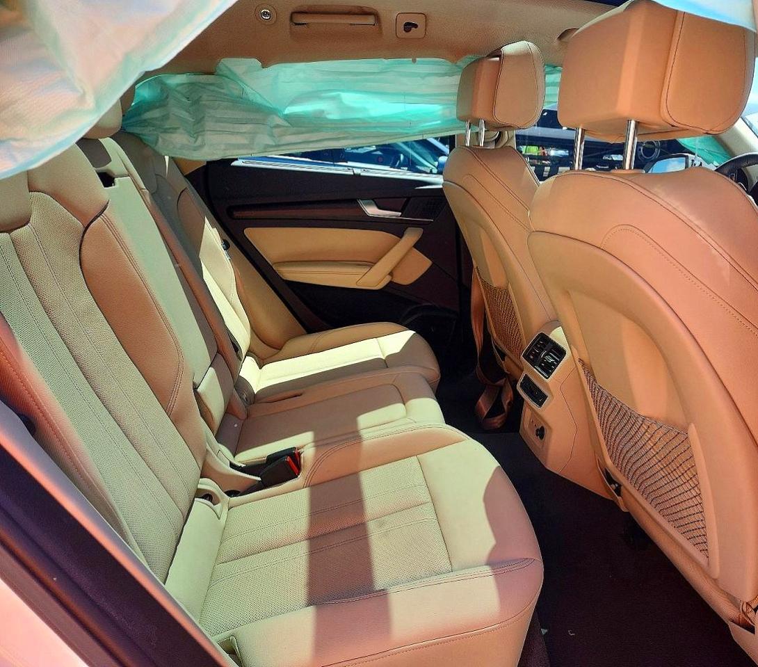 2024 AUDI Q5 S Line quattro Prestige