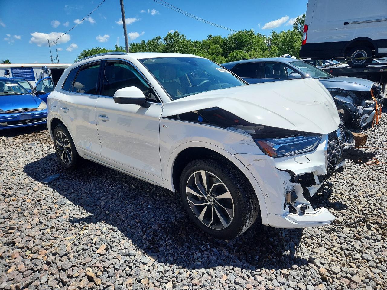 2024 AUDI Q5 S Line quattro Prestige