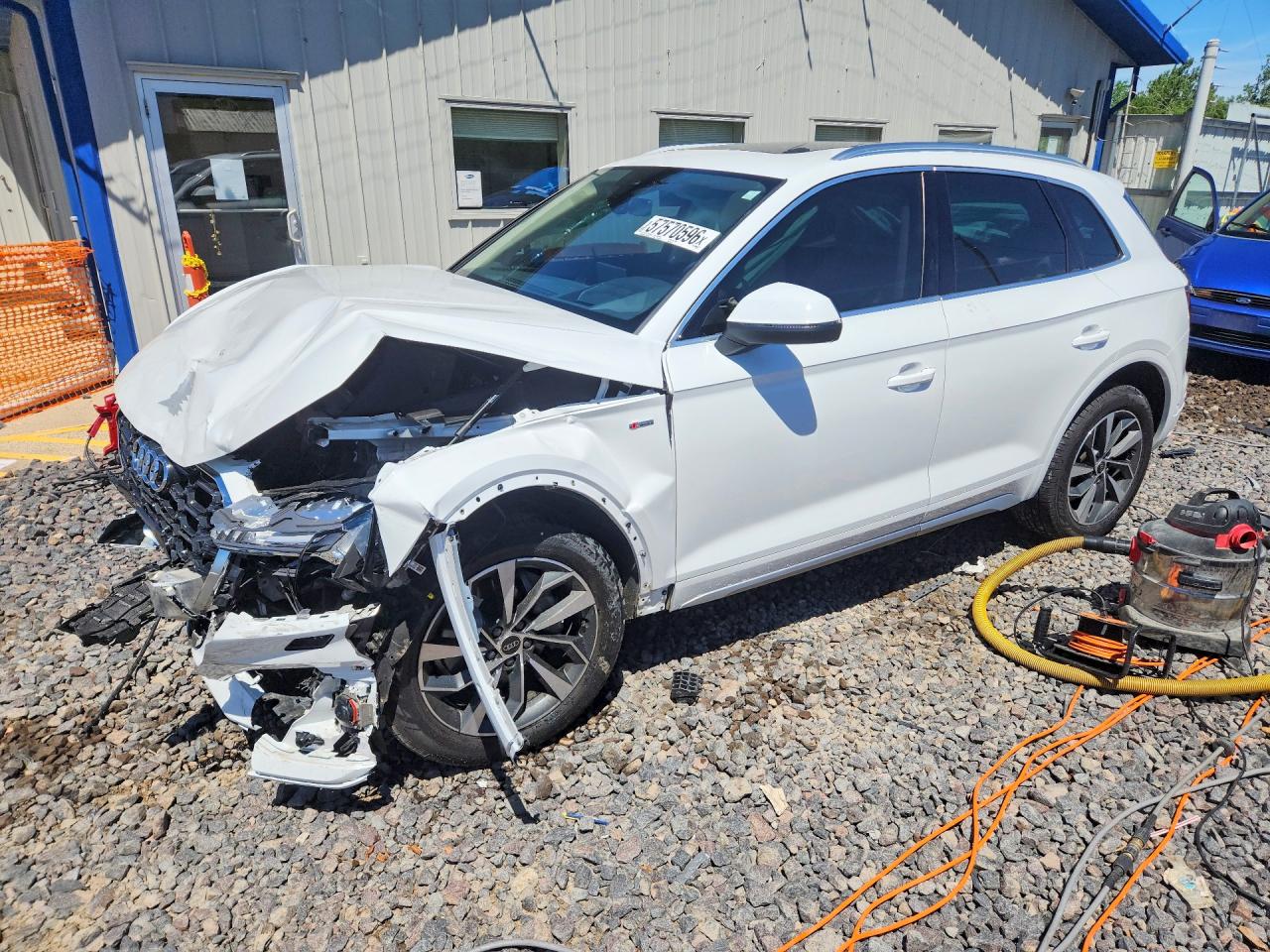 2024 AUDI Q5 S Line quattro Prestige