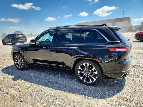 2022 JEEP GRAND CHEROKEE Overland