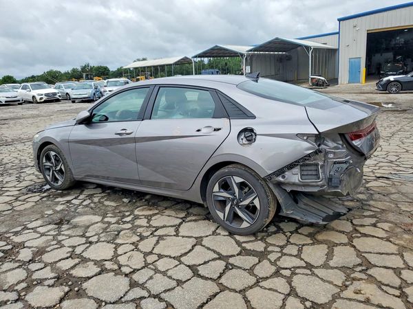 2023 HYUNDAI ELANTRA