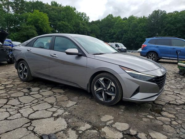 2023 HYUNDAI ELANTRA