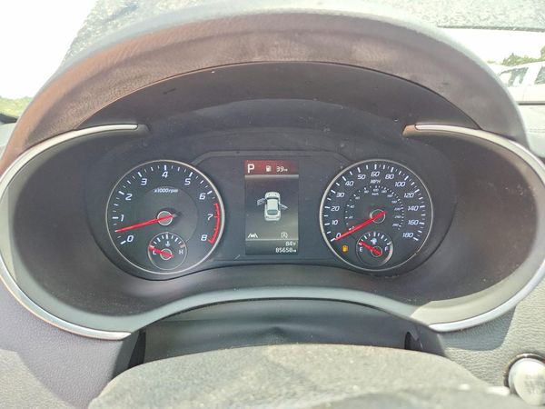 2022 KIA STINGER