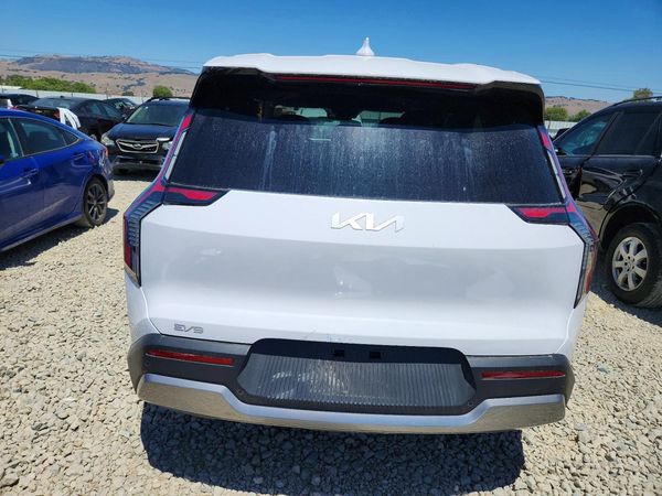 2026 KIA EV9 Light LR